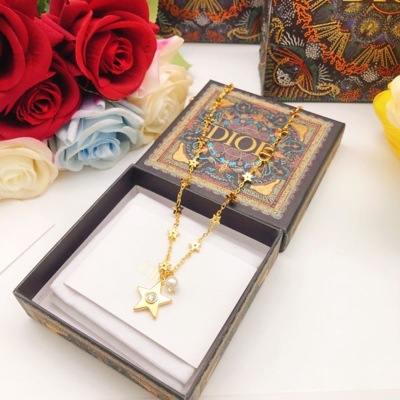 chr1st1an D10r necklaces